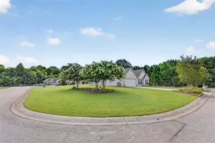 1411 Silvergate Way, Winder, GA 30680 - Photo 6