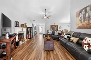 1411 Silvergate Way, Winder, GA 30680 - Photo 8