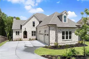 4860 Grandview Ct, Flowery Branch, GA 30542 - Photo 2