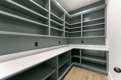 4860 Grandview Court, Flowery Branch, GA 30542 - Photo 8