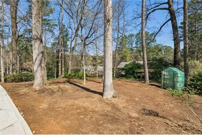 2025 Breckenridge Drive, Atlanta, GA 30345 - Photo 40