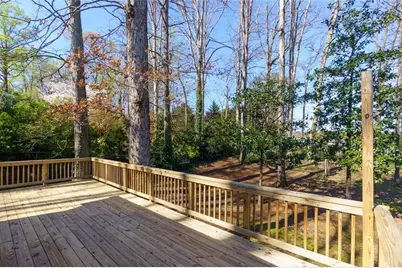 6570 Cherry Tree Lane NE, Sandy Springs, GA 30328 - Photo 38