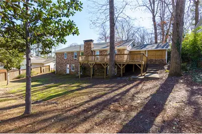 6570 Cherry Tree Lane NE, Sandy Springs, GA 30328 - Photo 42