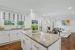 6570 Cherry Tree Ln NE, Sandy Springs, GA 30328 - Photo 12