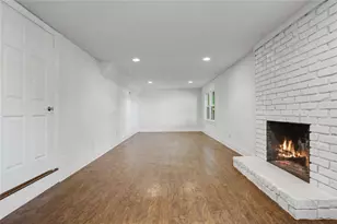 6570 Cherry Tree Ln NE, Sandy Springs, GA 30328 - Photo 28