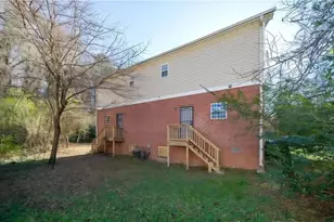 1021 Ada Ave NW, Atlanta, GA 30318 - Photo 4