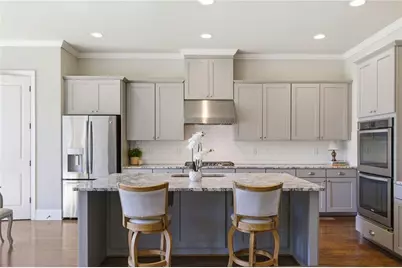 1387 Southland Vista Court NE, Atlanta, GA 30329 - Photo 12