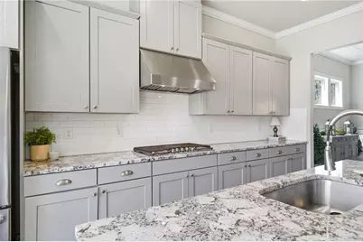 1387 Southland Vista Court NE, Atlanta, GA 30329 - Photo 18