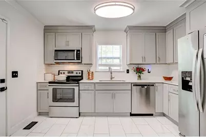 1821 Clearwater Drive SE, Marietta, GA 30067 - Photo 14