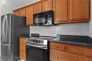 2395 Holly Branch Dr, Cumming, GA 30040 - Photo 12