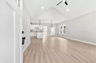 152 Washington St, Dalton, GA 30721 - Photo 6