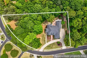 1975 Tee Dr, Braselton, GA 30517 - Photo 4