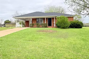 630 Flamingo Dr, Camilla, GA 31730 - Photo 1