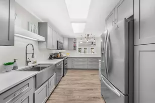 250 W Peachtree St, Norcross, GA 30071 - Photo 24