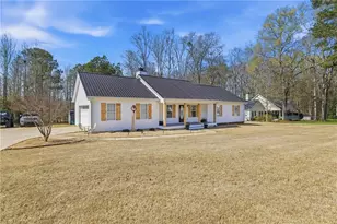 37 Cheatham Blf, Jefferson, GA 30549 - Photo 2