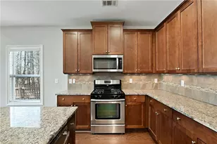 1536 Habershal Road NW, Atlanta, GA 30318 - Photo 12