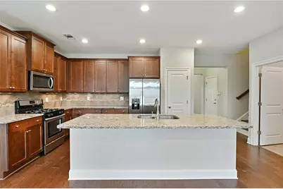 1536 Habershal Road NW, Atlanta, GA 30318 - Photo 6