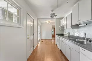 2866 Highland Dr SE, Smyrna, GA 30080 - Photo 8