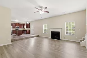 7250 Cavender Dr SW, Atlanta, GA 30331 - Photo 16