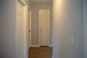 12301 Fairington Ridge Cir, Lithonia, GA 30038 - Photo 8