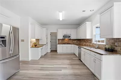 5013 Briar Rose Court, Suwanee, GA 30024 - Photo 16