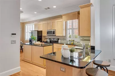 8310 Parker Place, Roswell, GA 30076 - Photo 10