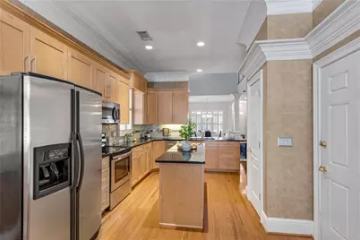 8310 Parker Place, Roswell, GA 30076 - Photo 12