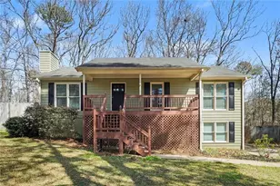 613 Cedar Creek Dr, Dallas, GA 30157 - Photo 2