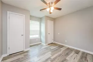 5354 Cherry Wood Dr, Stone Mountain, GA 30083 - Photo 10