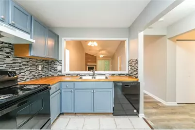 5354 Cherry Wood Drive, Stone Mountain, GA 30083 - Photo 6