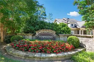 2160 Prestwick Ct, Atlanta, GA 30319 - Photo 2