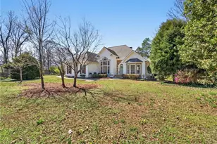 2325 Ettas Circle SE, Conyers, GA 30013 - Photo 4
