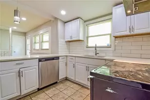 4309 Gilbert Pl, Forest Park, GA 30297 - Photo 10