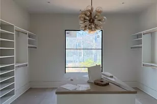 4585 Mystic Dr NE, Atlanta, GA 30342 - Photo 18