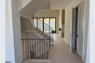 4585 Mystic Drive NE, Atlanta, GA 30342 - Photo 14