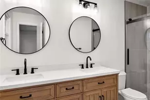 1560 Sundale Dr, Lawrenceville, GA 30046 - Photo 8