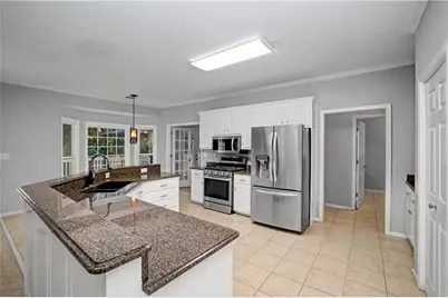 217 Windermere Circle, Newnan, GA 30265 - Photo 6