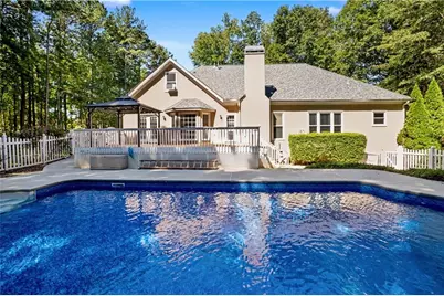 217 Windermere Circle, Newnan, GA 30265 - Photo 2