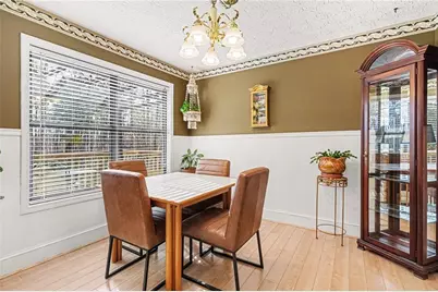 243 Sabrina Court, Woodstock, GA 30188 - Photo 8