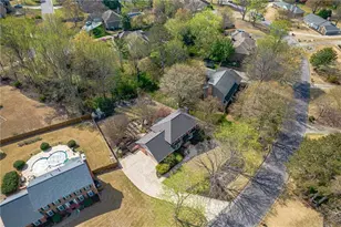 220 Saddle Lake Dr, Roswell, GA 30076 - Photo 76