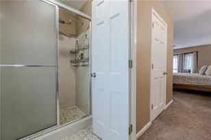 220 Saddle Lake Dr, Roswell, GA 30076 - Photo 30