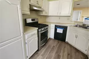 2420 Honeycomb Way, Duluth, GA 30096 - Photo 2