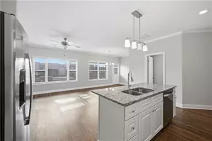 327 Cashes Ct, Lilburn, GA 30047 - Photo 10