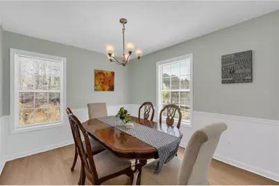 4605 Creek Bluff Drive, Sugar Hill, GA 30518 - Photo 8