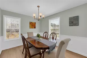 4605 Creek Bluff Dr, Sugar Hill, GA 30518 - Photo 8