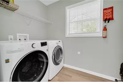 4605 Creek Bluff Drive, Sugar Hill, GA 30518 - Photo 14