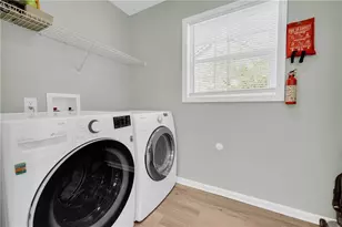 4605 Creek Bluff Dr, Sugar Hill, GA 30518 - Photo 14