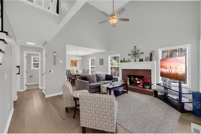 4605 Creek Bluff Drive, Sugar Hill, GA 30518 - Photo 6