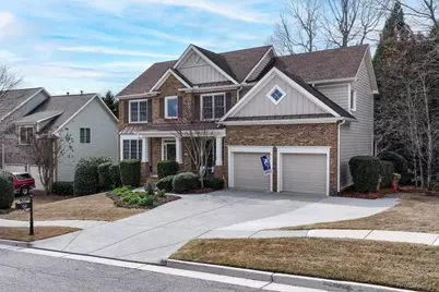 7630 Tenspeed Court, Flowery Branch, GA 30542 - Photo 2