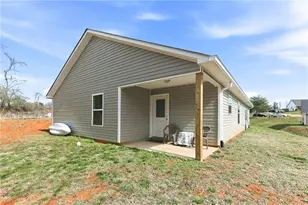 550 Cypress Dr, Mount Airy, GA 30563 - Photo 22